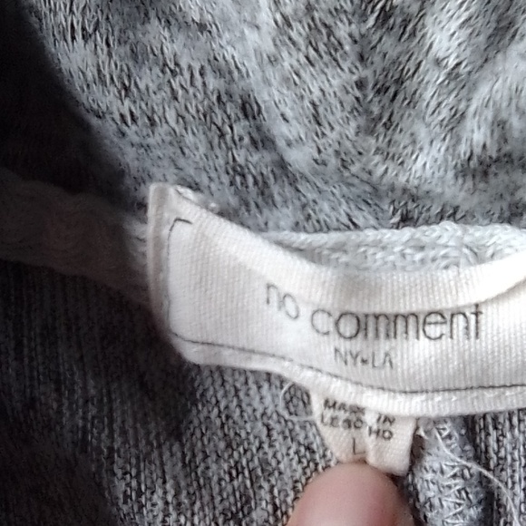 ๐No Comment Heathered Gray Knit Sweater!!! - Picture 4 of 7